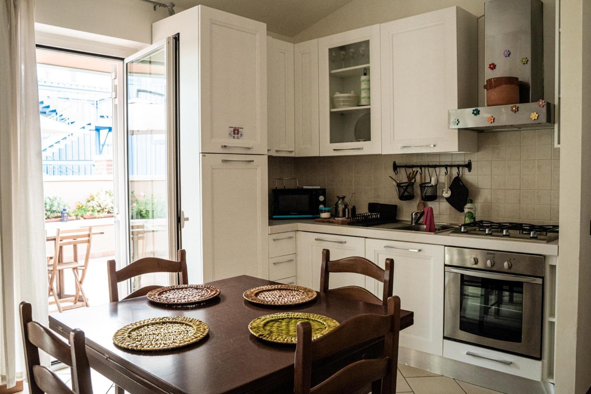 Tra Mare E Centro Citta! Appartement Livorno Buitenkant foto